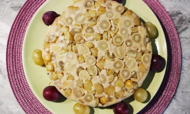 Torta di mais all’uva bianca