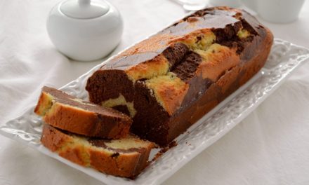 Plumcake variegato al cioccolato senza glutine