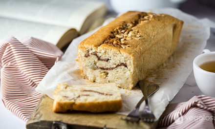 Plumcake vegan senza glutine alle pere e nocciole